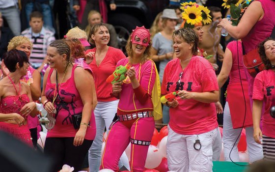 সন্তানদের জন্য সেক্স হলিডের আয়োজন বাবা-মা’র!