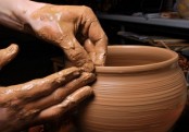 নড়াইলে মৃৎশিল্প বিলুপ্তির পথে