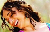 উৎফুল্ল মুডে ঠোঁটের সৌন্দর্য 