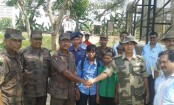 তিন বাংলাদেশীকে ফেরত দেয় বিএসএফ