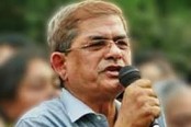 বিশ্ববাসীকে বোকা বানাতে চায় 