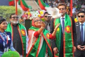 মাথা উঁচু করে এগিয়ে যাবে দেশ