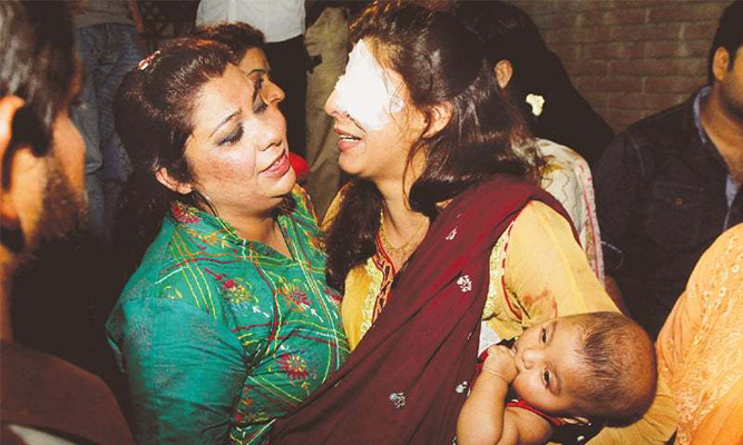 লাহোর হামলায় নিহতের সংখ্যা বেড়ে ৭০