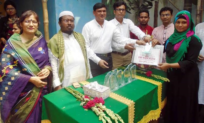 টঙ্গী কমার্স কলেজে এইচএসসি পরীক্ষার্থীদের বিদায় অনুষ্ঠান