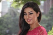 পর্দায় ফিরছেন অপু