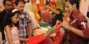 নড়াইলে জমে উঠেছে ঈদের কেনাকাটা
