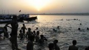 সেলফি তুলতে গিয়ে গঙ্গায় প্রান গেল ৭ জনের