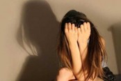 নগ্ন করে গ্রাম ঘোরালো প্রেমিক প্রেমিকাকে