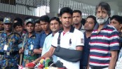 দেশে ফিরলেন মুস্তাফিজ