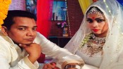 ভক্তের সঙ্গে বিয়ের পিঁড়িতে পপি!

