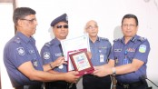 ময়মনসিংহ রেঞ্জের শ্রেষ্ঠ পুলিশ পরিদর্শক কামরুল 