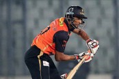 রাজশাহীর বিপক্ষে টস জিতে ব্যাটিংয়ে খুলনা
