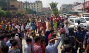ফের পোশাক শ্রমিকদের সড়ক অবরোধ

