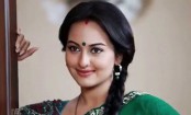 সোনাক্ষীর বিরুদ্ধে প্রতারণার অভিযোগ
