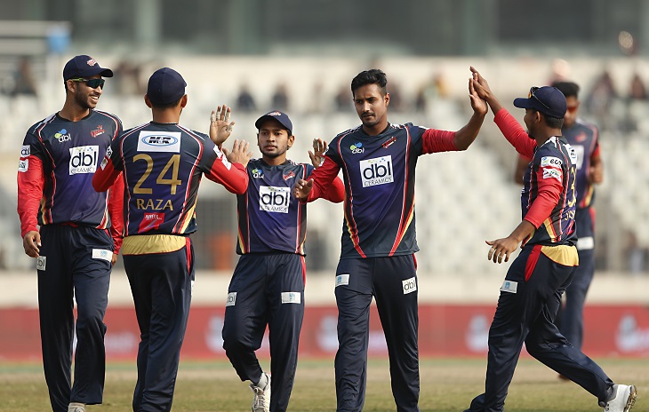 রাজশাহীকে হারিয়ে শীর্ষে ভাইকিংস
