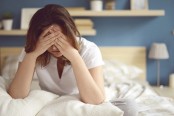 কেন মাথা ব্যথায় সকালে ঘুম ভাঙে?
