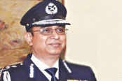 কর্মক্ষেত্রকে সেবার কেন্দ্রস্থলে পরিণত করার নির্দেশ আইজিপি'র
