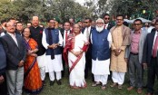 প্রধানমন্ত্রীর চা-চক্রে রাজনীতিকরা
