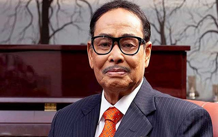 দেশে ফিরেছেন এরশাদ
