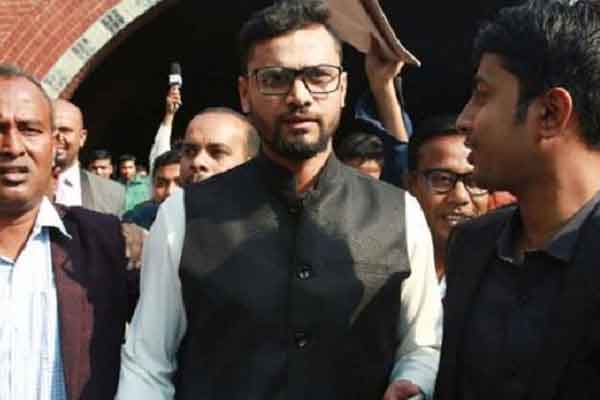 প্রথমবারের মত সংসদে এমপি মাশরাফি