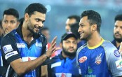 ফাইনালে ওঠার লড়াইয়ে আজ মুখোমুখি মাশরাফি-সাকিব
