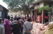 সোনারগাঁওয়ের নিজ বাড়িতে পলাশের লাশ দাফন