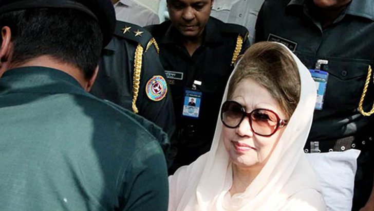 কুমিল্লার হত্যা মামলায় খালেদা জিয়ার ৬ মাসের জামিন
