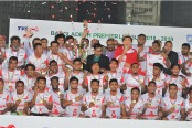 শেষ থেকেই শুরু কিংসের
