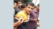 ১০ লাখ টাকা ছিনতাই, সেই পুলিশ সদস্য রিমান্ডে