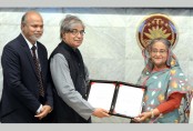 প্রধানমন্ত্রীর দু’টি আইটিইউ টেলিকম ওয়ার্ল্ড পুরস্কার গ্রহণ
