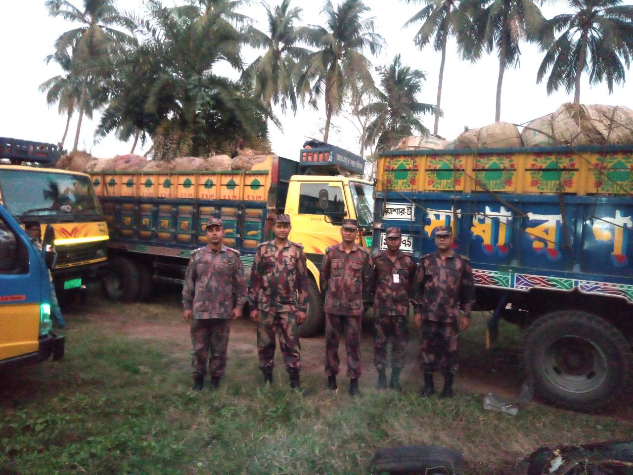 বেনাপোলে ৯ ট্রাক ভারতীয় পান আটক করেছে বিজিবি