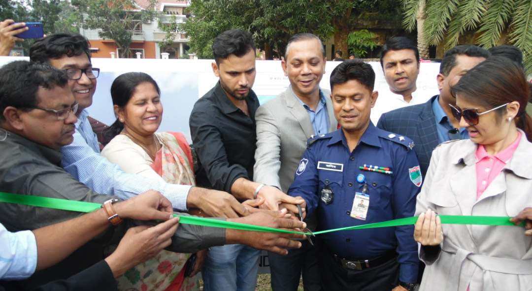 নড়াইলে ফিটনেস সেন্টারের উদ্বোধন করলেন এমপি মাশরাফী