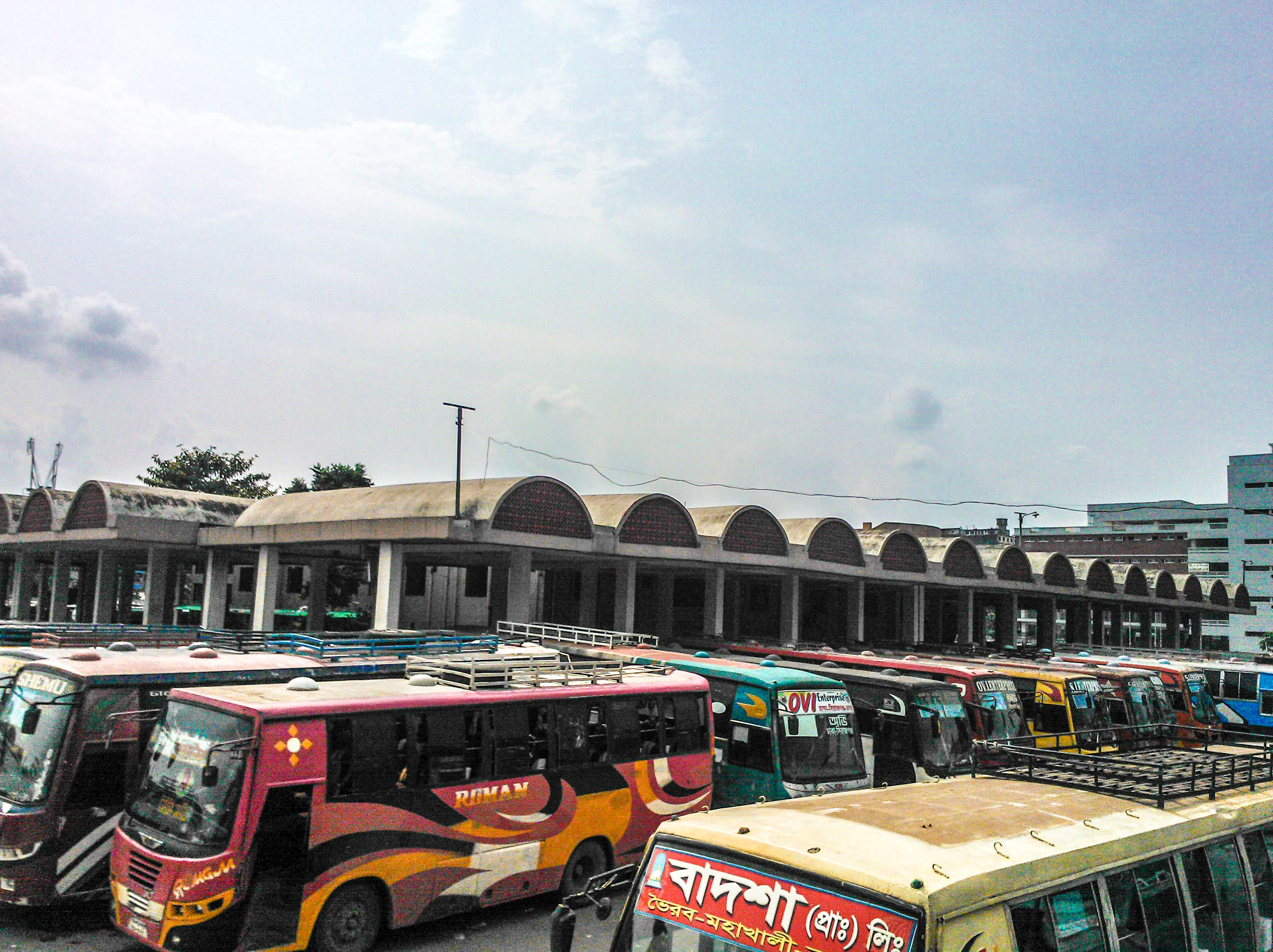 সরে যাচ্ছে ৩৫ বছরের পুরনো মহাখালী বাস টার্মিনাল
