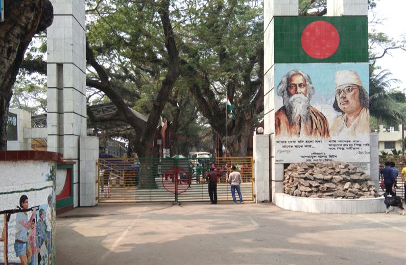 বড়দিন উপলক্ষ্যে বেনাপোল বন্দরে আমদানি রপ্তানি বন্ধ