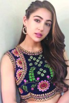 সাইফের মেয়ে পরিচয়ে গর্বিত সারা
