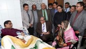 কাদেরকে দেখতে হাসপাতালে রাষ্ট্রপতি
