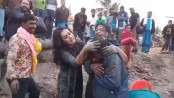 ফেরদৌসকে কাদা মাখালেন পূর্ণিমা