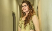  শুটিং শেষ না করেই চলে গেলেন শ্রাবন্তী

