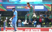 টাইগারদের দুর্ধর্ষ বোলিংয়ে কাঁপছে ভারত