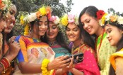 ফাগুনের রঙে বসন্ত-ভালোবাসা দিবসকে বরণ
