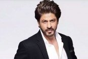 করোনায় আক্রান্তদের ৫০০ রেমডেসিভির ইনজেকশন দিলেন শাহরুখ
