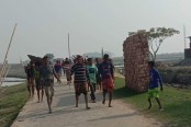 নেত্রকোনায় দুই পক্ষের সংঘর্ষে নারীসহ আহত ২৫
