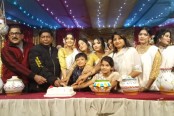 দিনাজপুরে বর্ণিল পিঠা উৎসব
