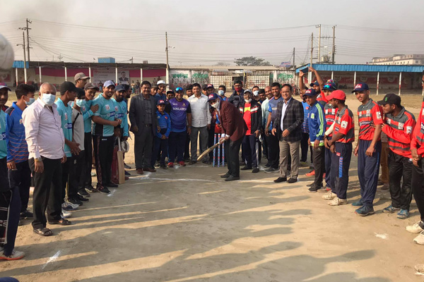 চট্টগ্রামে ইন্টার ক্রিকেট টুর্নামেন্ট উদ্বোধন
