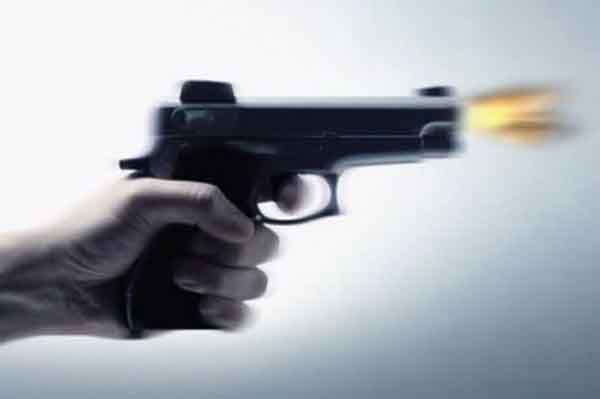 যুবকের পায়ে গুলি করে সটকে পড়ল রোহিঙ্গা ডাকাত দল!
