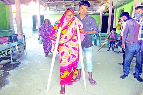 'হাড়ভাঙা কবিরাজ' গ্রামে অভিযান, শতাধিক কবিরাজ উধাও

