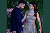 বিরাটের সঙ্গে ব্যক্তিগত মুহূর্তের ছবি ফাঁস! ক্ষিপ্ত আনুশকা
