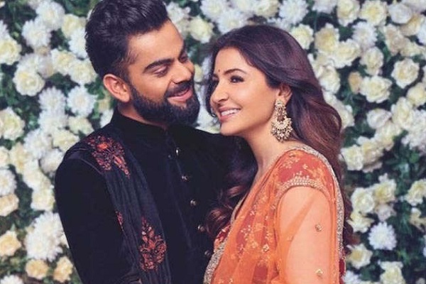 মেয়ের ছবি তুলবেন না, আবেদন বিরাট-আনুশকার
