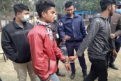 কুষ্টিয়ায় জাল ভোট দিতে গিয়ে ২ কিশোর আটক
