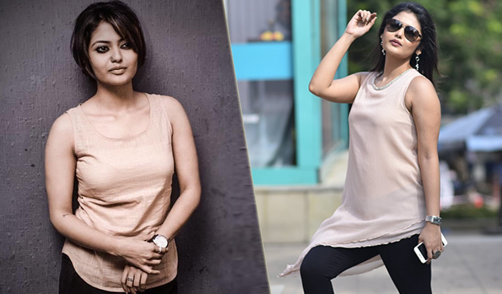 অভিনেত্রী সায়নীর বিরুদ্ধে মামলা

